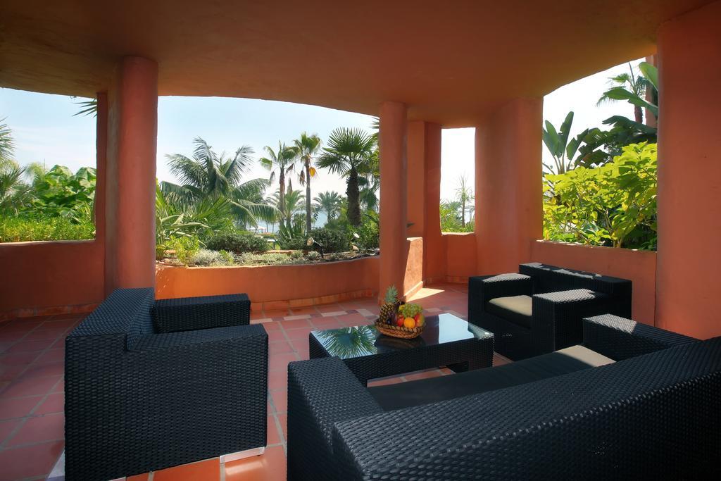 Bahia Beach Apartments إِستيبونا الغرفة الصورة