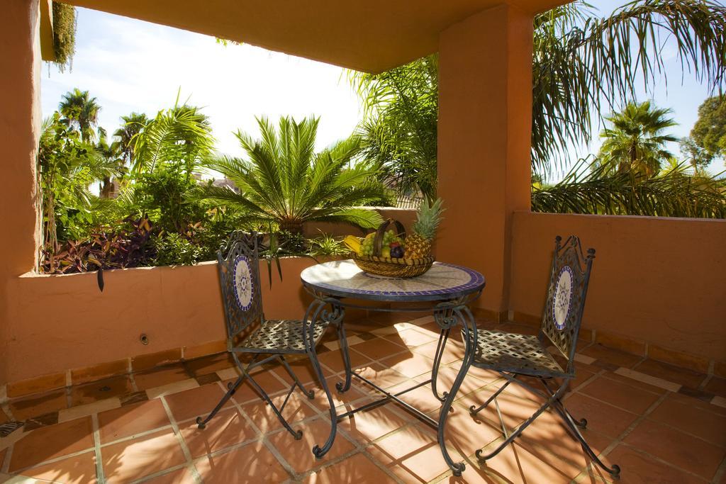 Bahia Beach Apartments إِستيبونا الغرفة الصورة